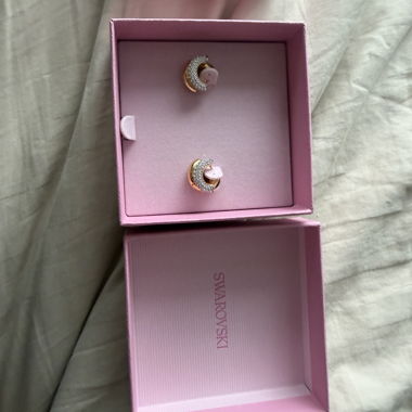 Set de boucles d’oreilles Swarovski
