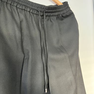 Pants with an elastic band 