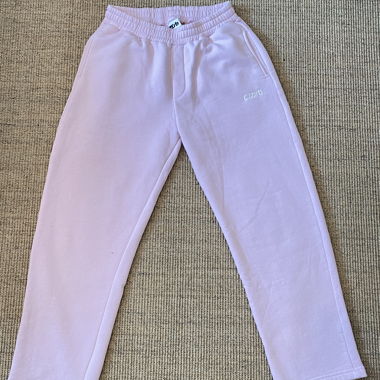babypink cusbclothing joggers