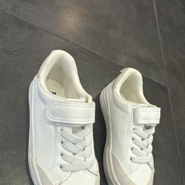 Kinder Schuhe