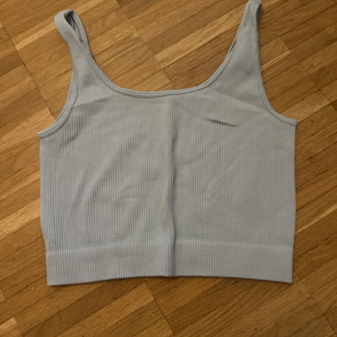 Hellblaues Top