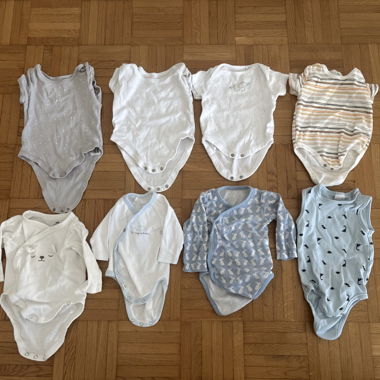 Baby bodysuit set
