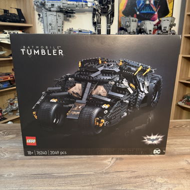 LEGO 76240 Batmobile Tumbler