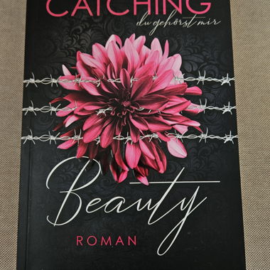Catching Beauty – J.S. Wonda