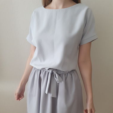 Elegant mini grey dress/Elegantes graues Minikleid