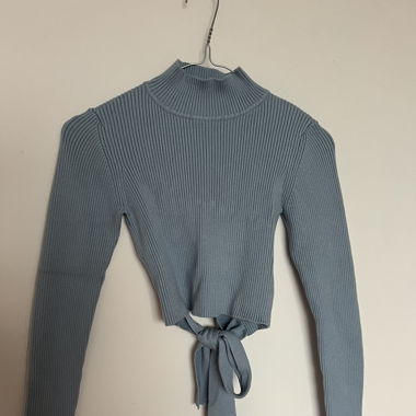 Rückenfreier Pulli