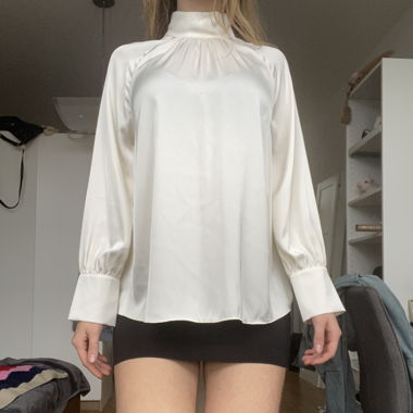 Pearly Blouse