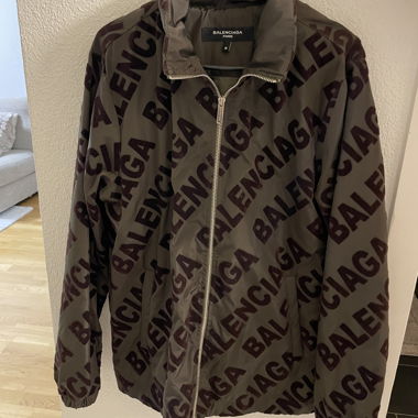 Logo Jacket