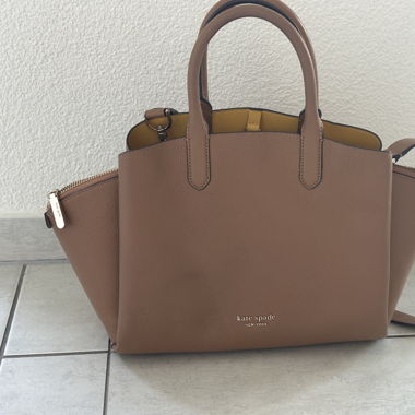 Brown leather bag