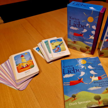 Buch und Karten der Liebe