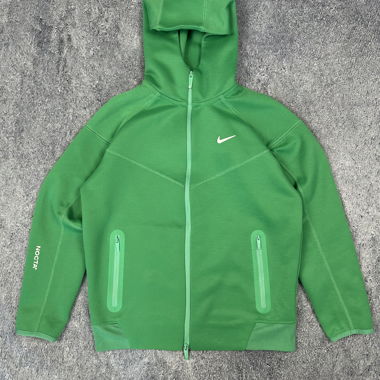 Top verde Nike Nocta