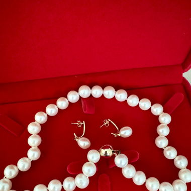 Echte Perlen mit Gold 750 18karat Elegant Set
