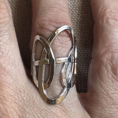 Bague design en argent