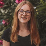 lara_treegardener