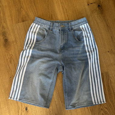 Pantaloncini in jeans