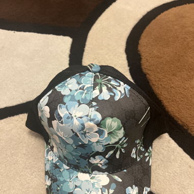 Gucci hat 