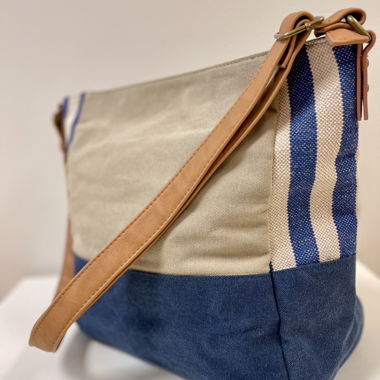 cool crossbody/shoulder bag