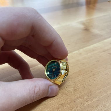 Uhr ring gold