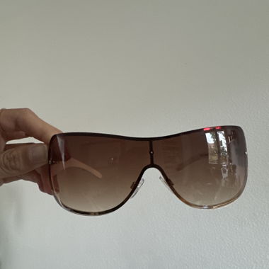 Large brown sunglasses