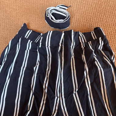 Blau/weisse kurze hosen