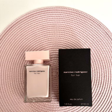 Profumo NARCISO RODRIGUEZ FOR HER.
