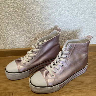 Even & Odd Sneaker