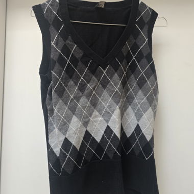 Oasis argyle knit sweater vest size 40