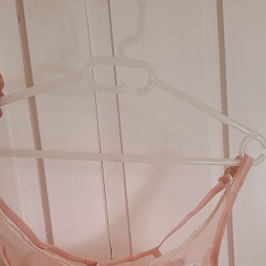 Neue Lingerie