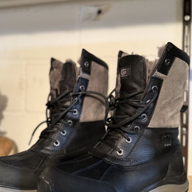 Ugg winter boots