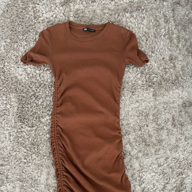 Riffelkleid