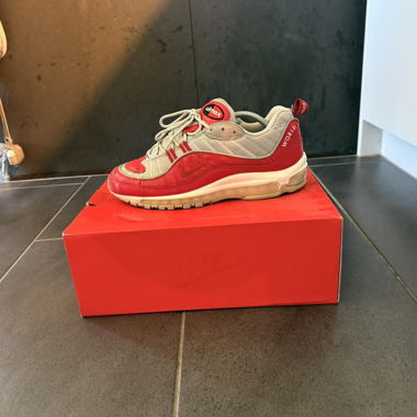 Nike Air Max 98 Supreme size 9