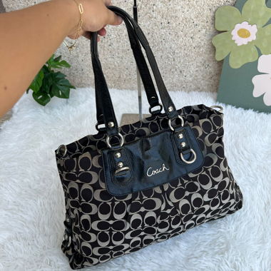 Bellissima borsa Coach, borsa per la scuola! 