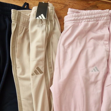 3x Adidas, 1x Champion training pants