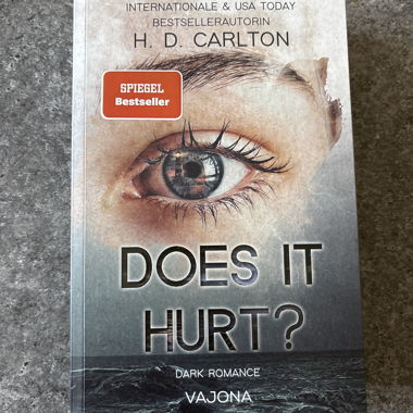 Livre « Does It Hurt ? »