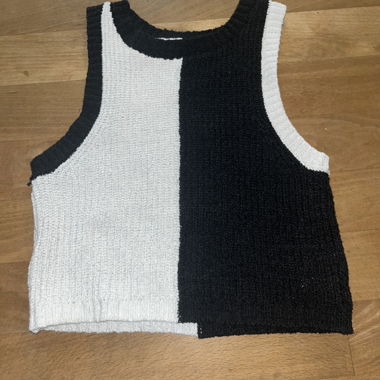 Black-and-White Knit Top