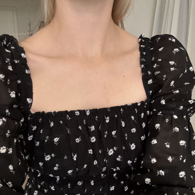 Square neck top
