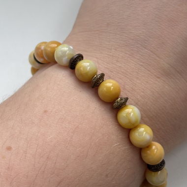 Bracciale di perle giallo-bianco