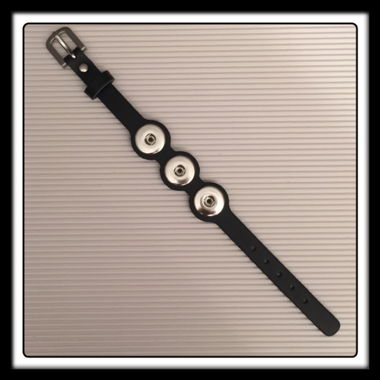 Bracciale nero effetto pelle per bottoni a pressione