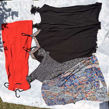 Set aus kurzem bedrucktem Kleid - M