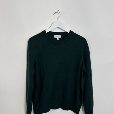 Pull en cachemire vert foncé