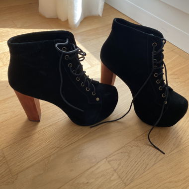 00s Jeffrey Campbell Wildleder Heels