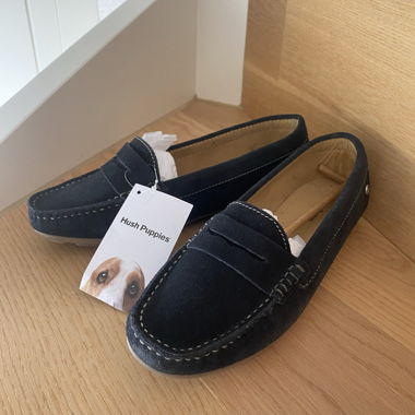 Neue Hush Puppies Margot Wildleder Loafer