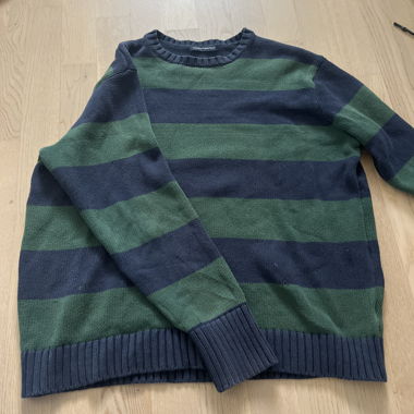 Brandy Melville Sweater