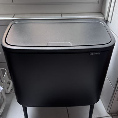 Black Brabantia Recycling Bin (33 l)