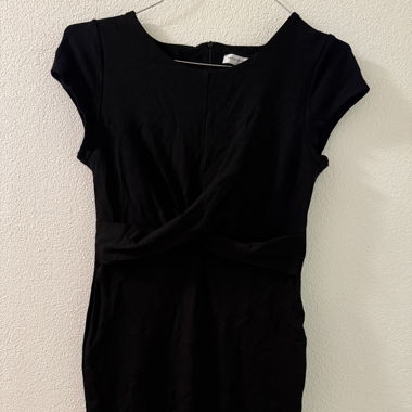 Kleid schwarz knoten