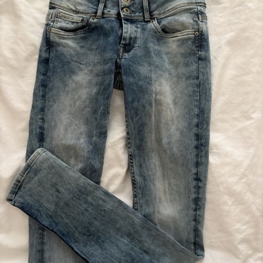 Skinny Jeans mit Waschung