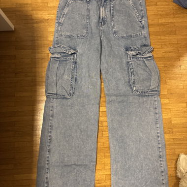 Light blue denim cargo jeans