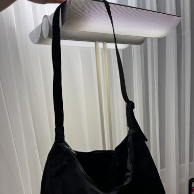 BAGGU tore