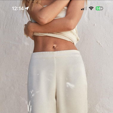Pantalon droit en satin Cava Zara