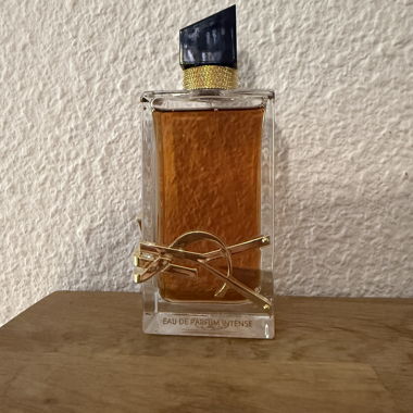 YSL Eau de Parfum Intense